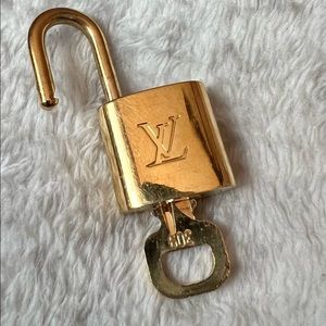 Authentic Louis Vuitton Lock and Key #309